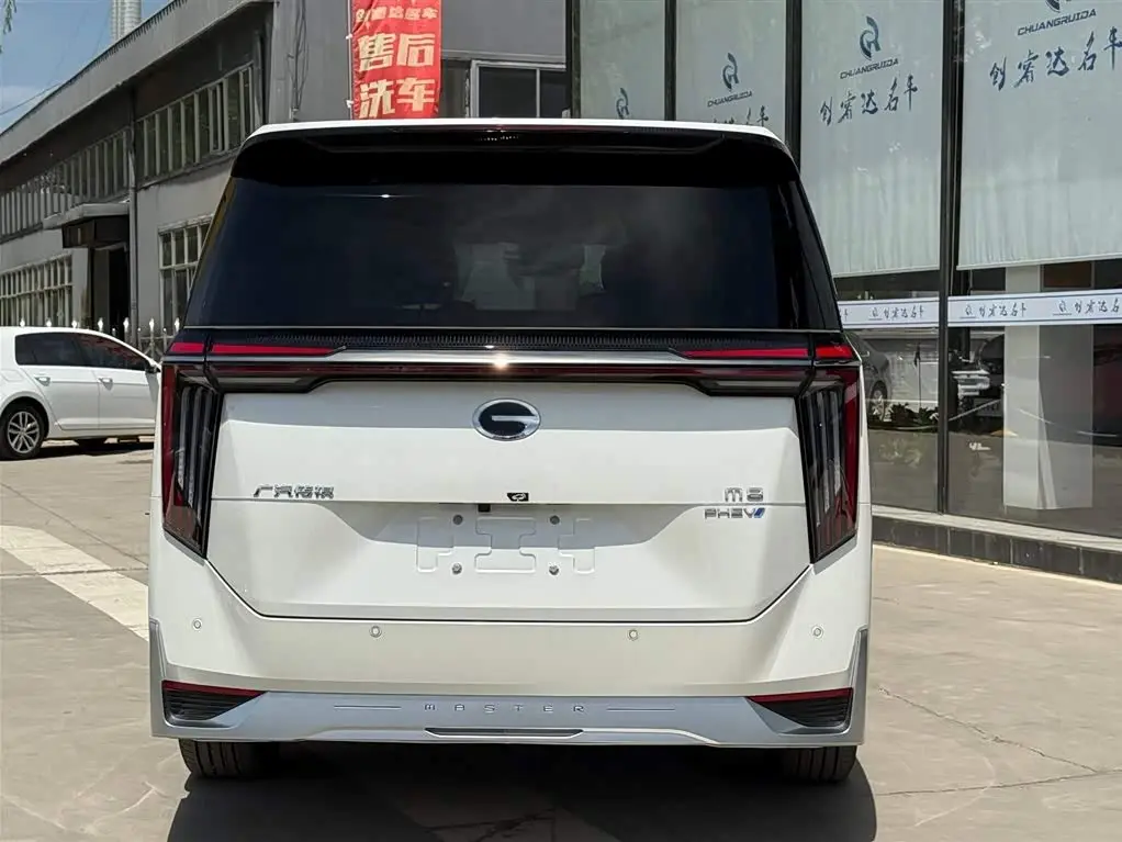 GAC Trumpchi Trumpchi Xiangwang M8 2026 — Фото 8/9