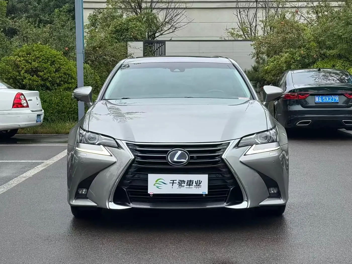 Lexus GS 2018 — Photo 2/19