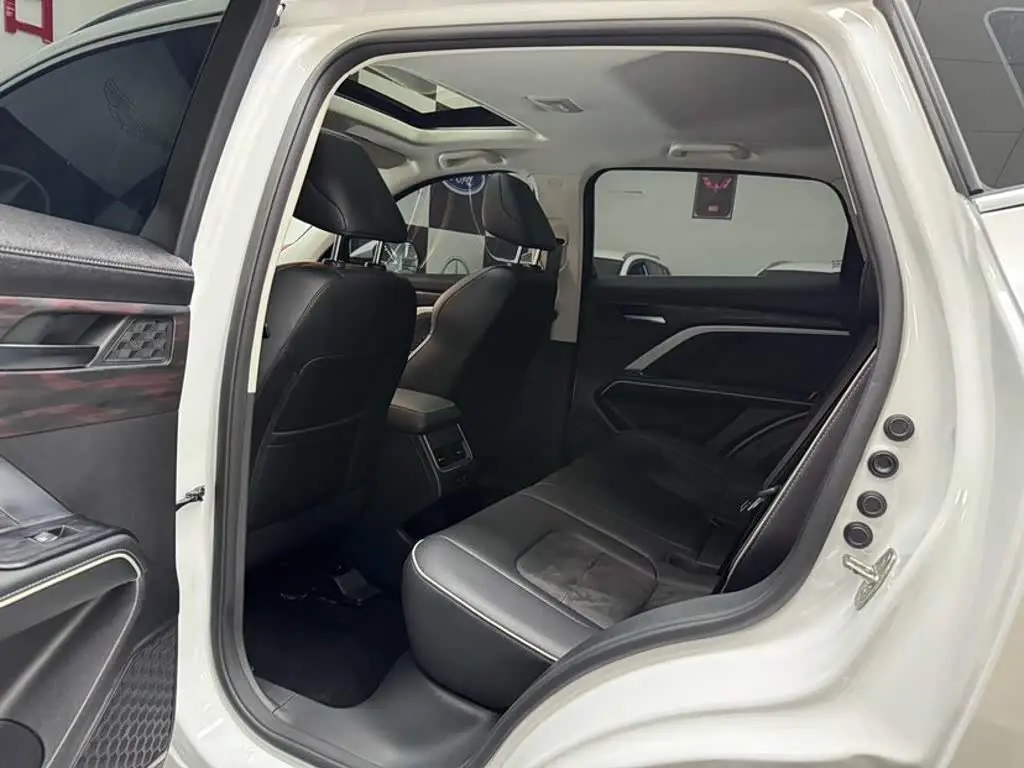 Haval H6 2023 — Photo 8/20