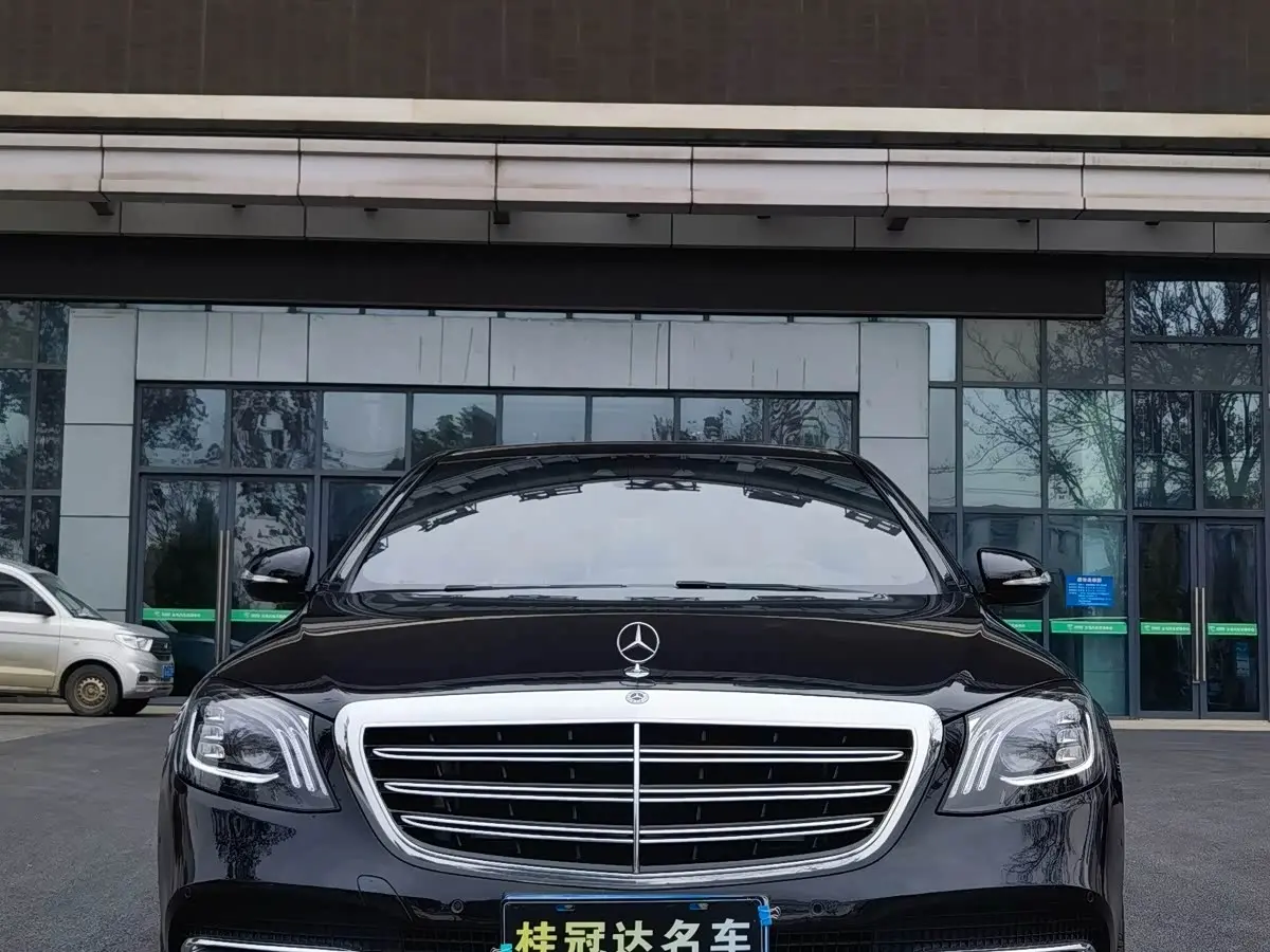 Mercedes-Benz S-Class 2020 — Photo 2/11