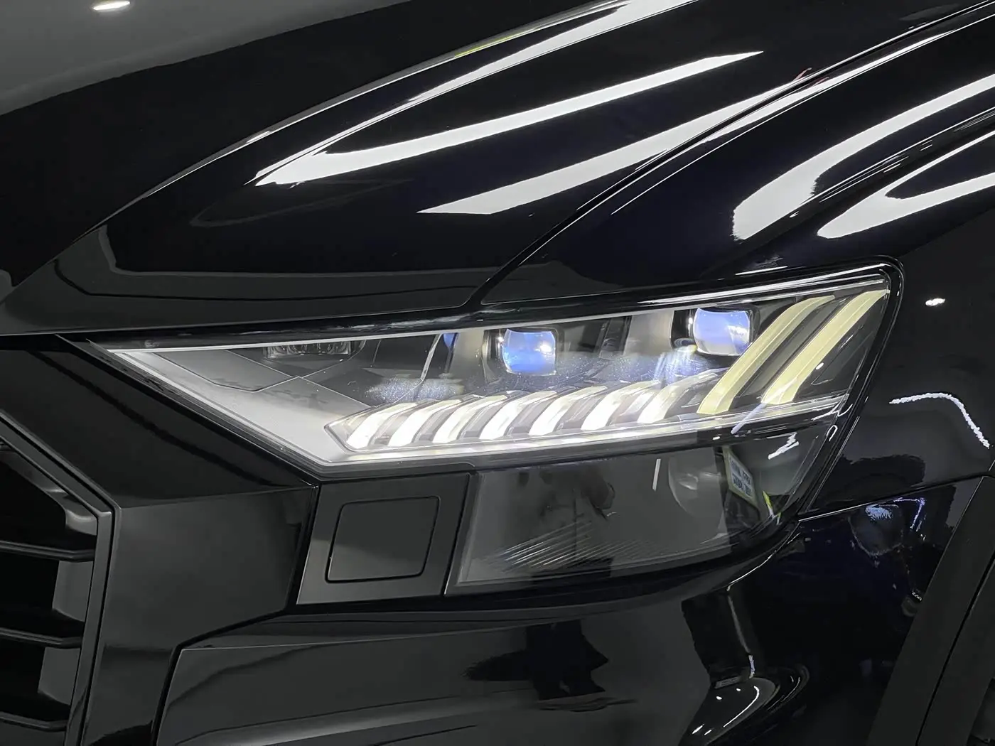 Audi Q8 2021 — Фото 15/20