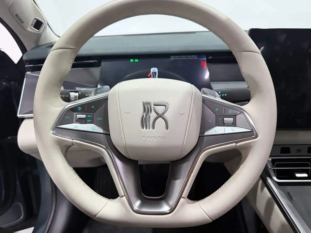 BYD Han L 2025 — Şəkil 10/15