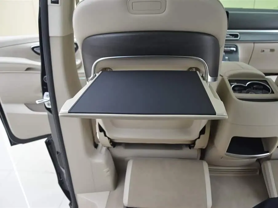 Mercedes-Benz V-Class 2026 — ფოტო 13/15