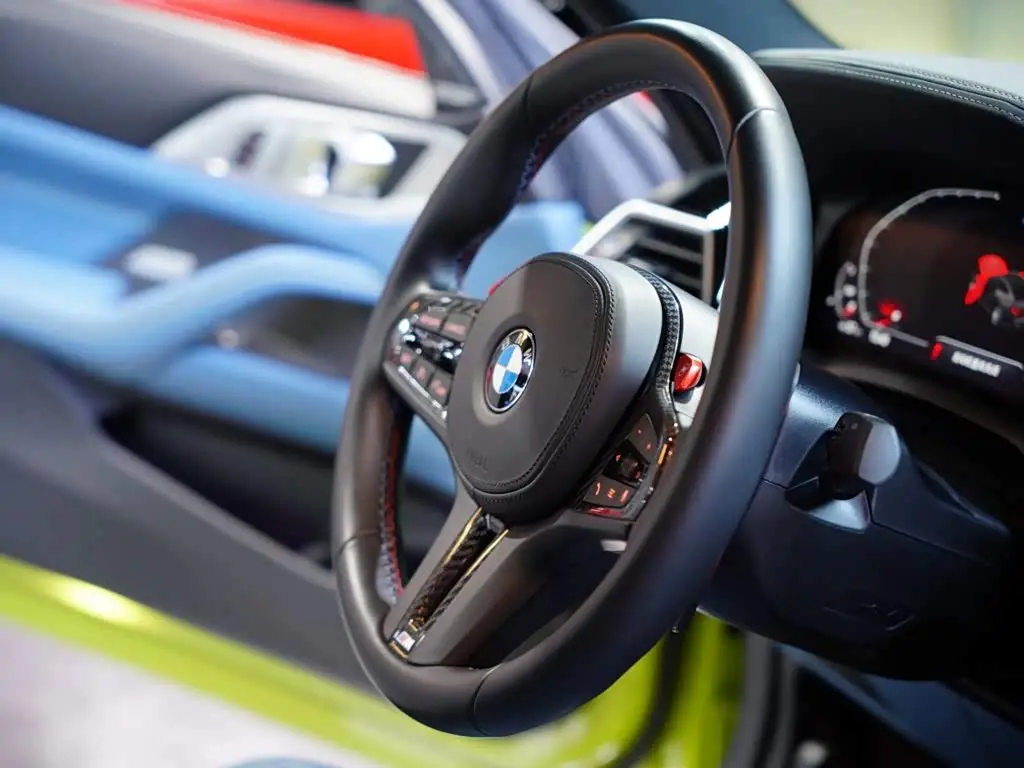 BMW M4 2021 — Фото 20/20