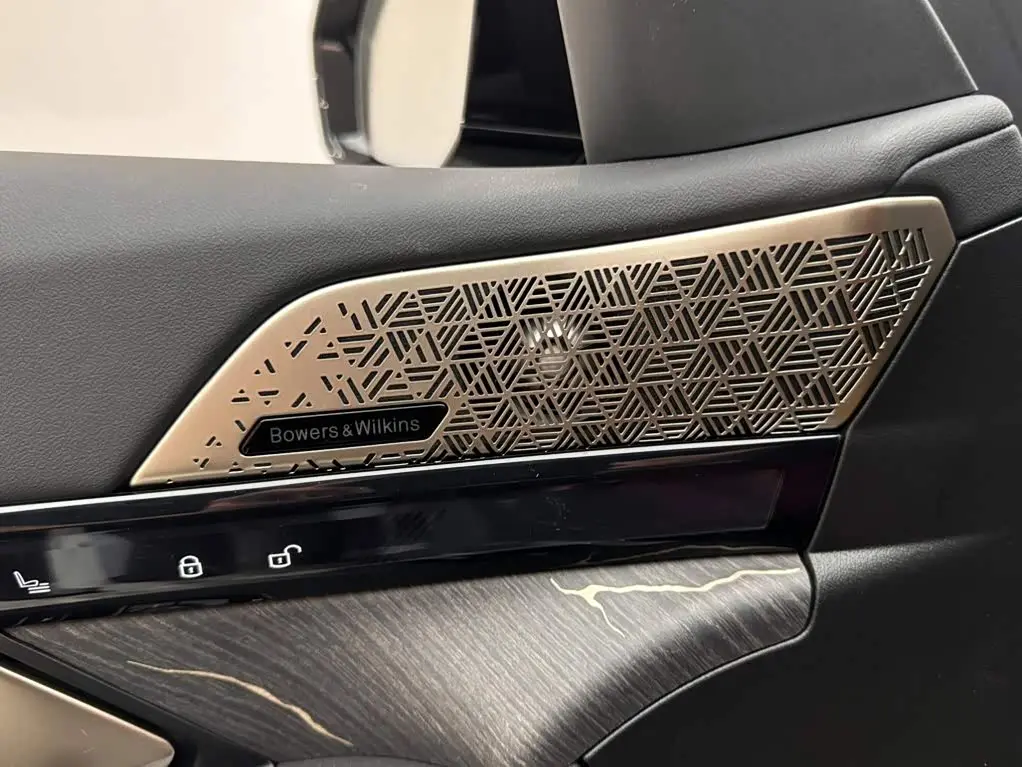 BMW 5 Series 2026 — Photo 15/16