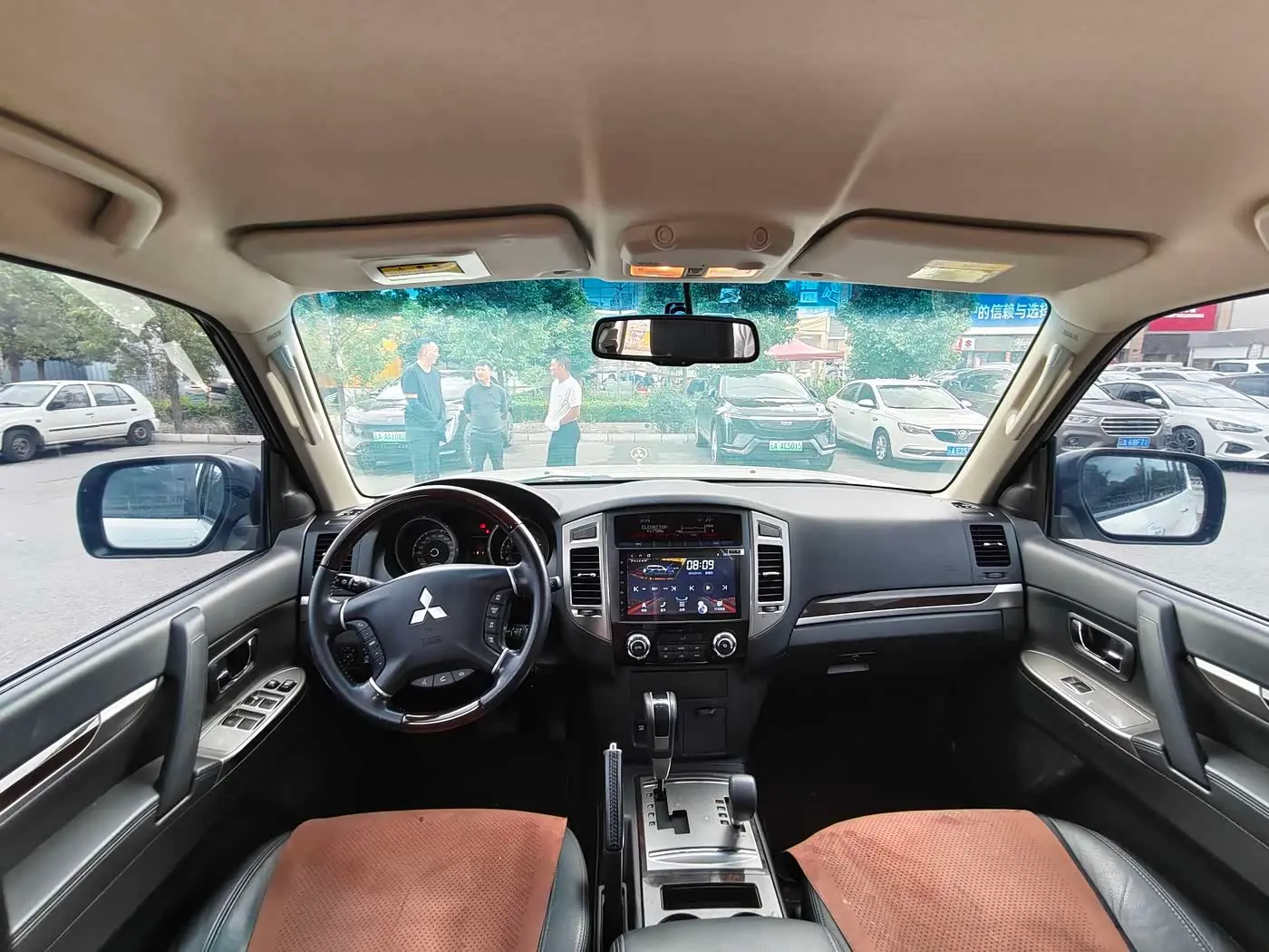 Mitsubishi Pajero 2020 — Şəkil 8/12