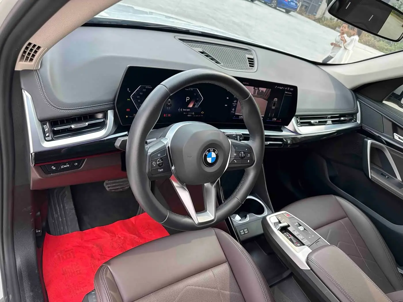 BMW X1 2023 — Фото 12/20