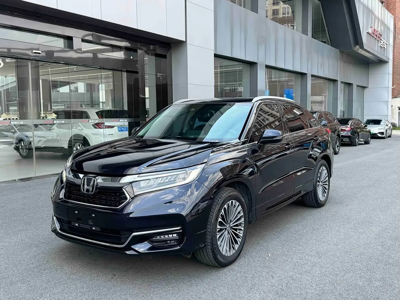 Honda Avancier 2024 — ფოტო 1/9