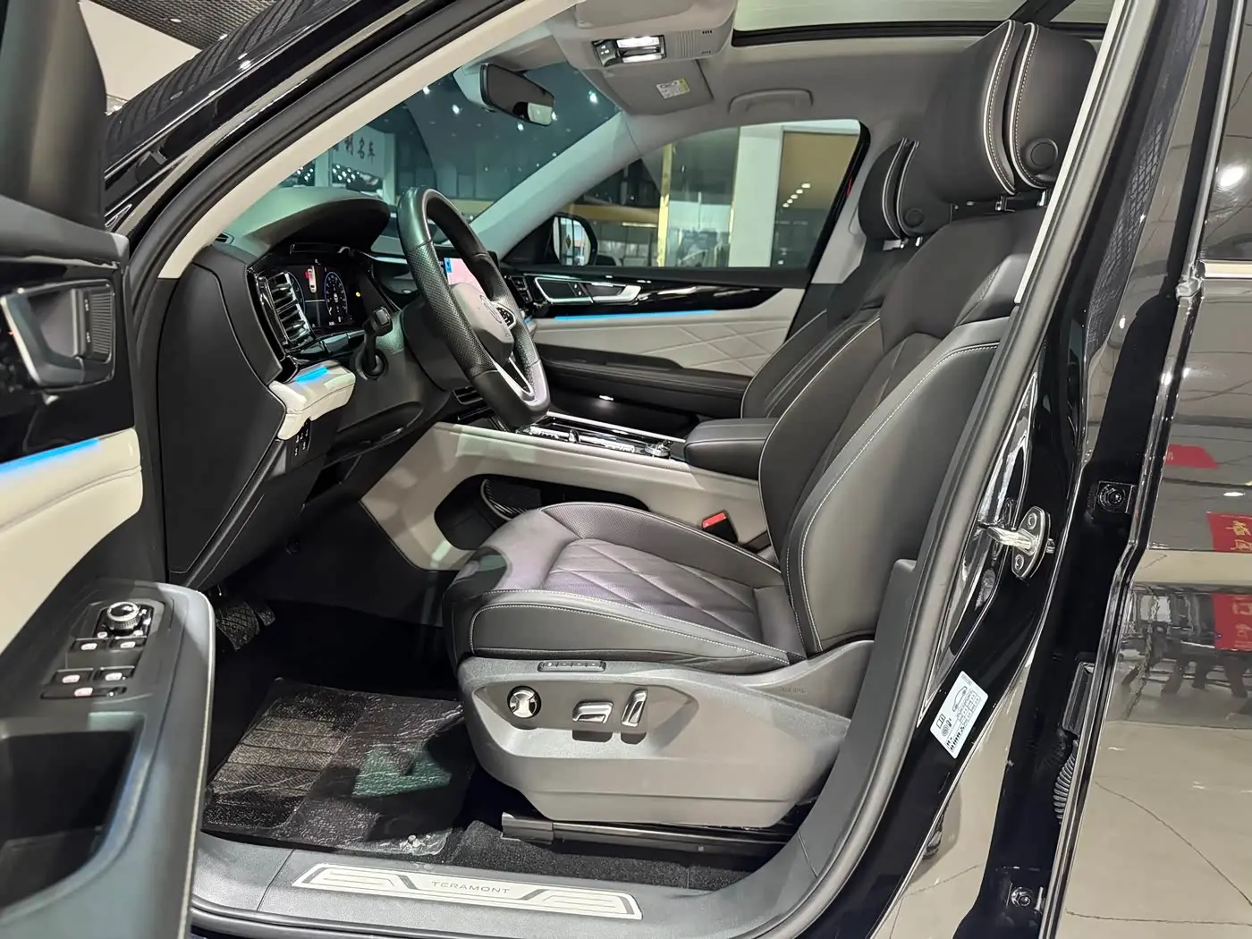 Volkswagen Teramont 2024 — Photo 3/17
