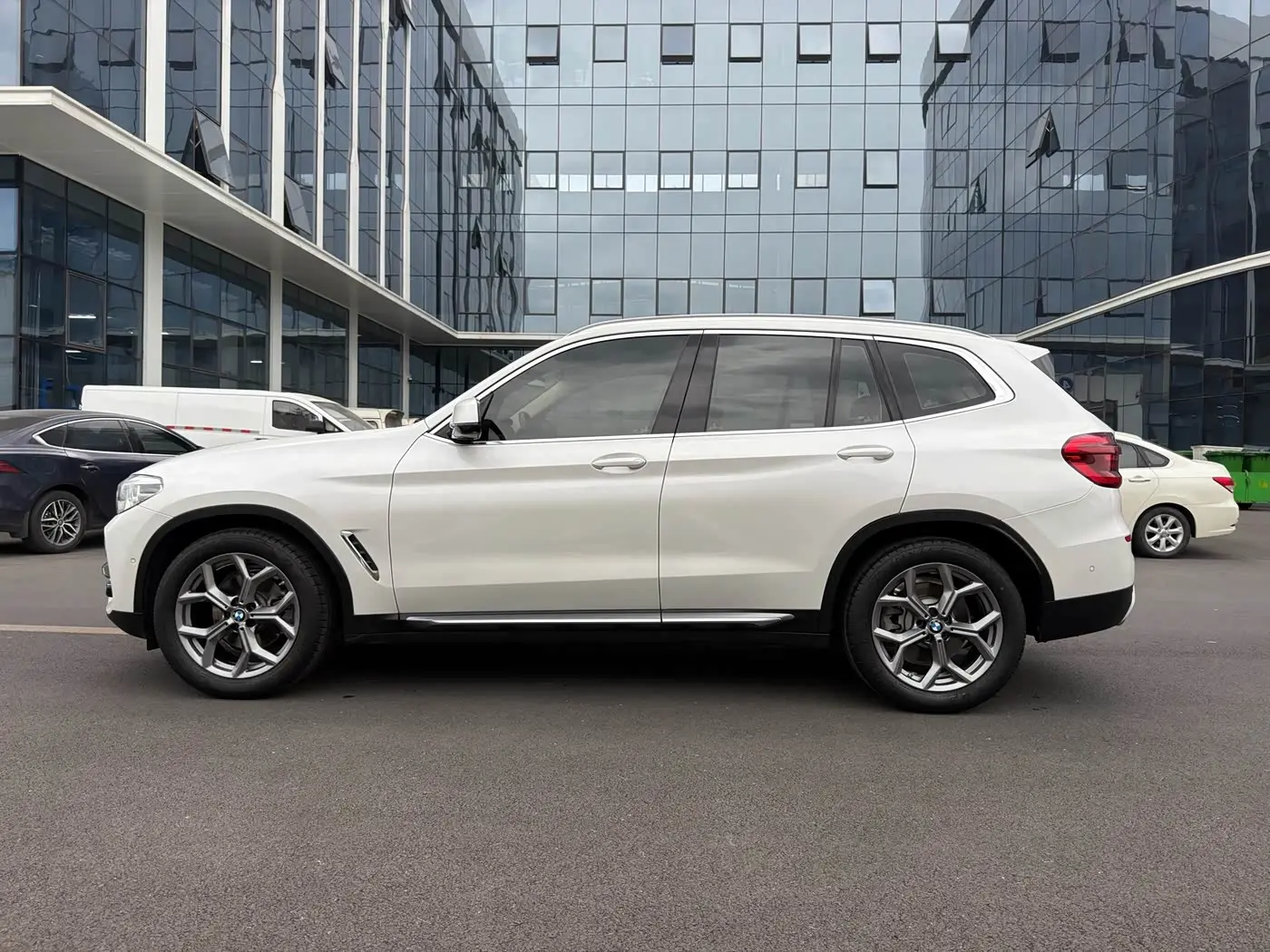 BMW X3 2021 — Şəkil 3/16
