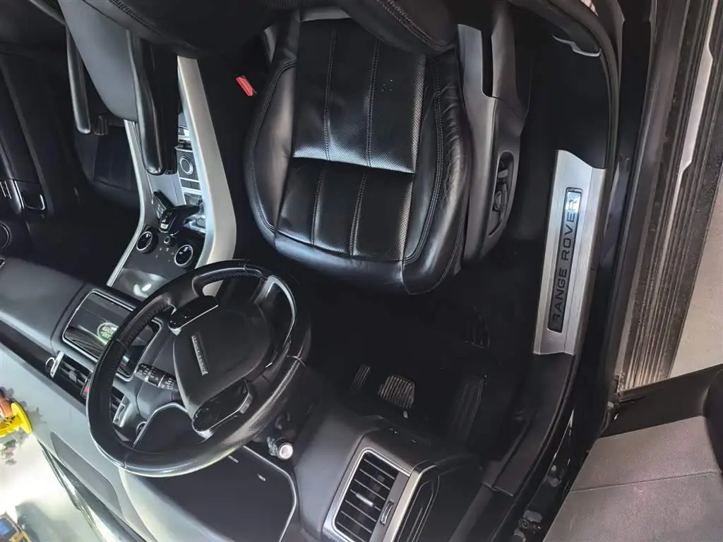 Land Rover Range Rover Sport 2019 — Фото 8/20