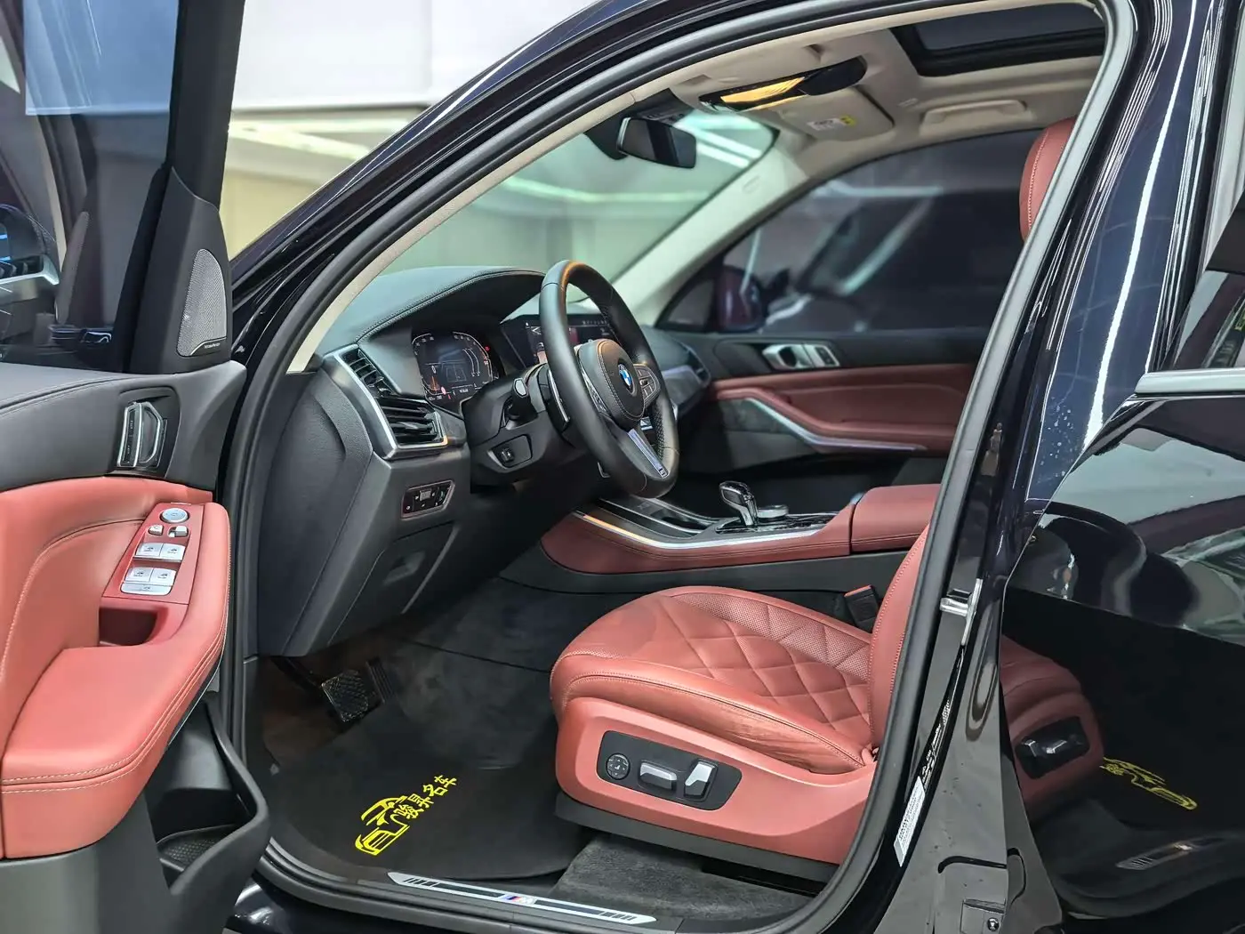 BMW X5 2023 — Photo 10/20