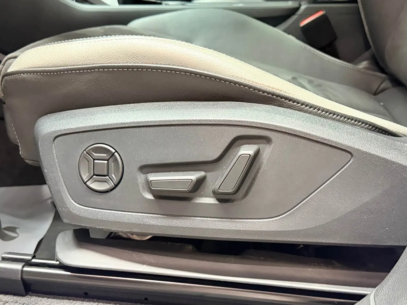 Audi Q3 2022 — Photo 14/20