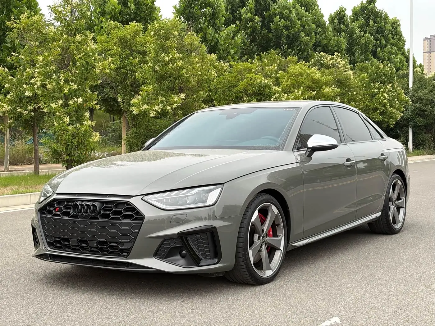 Audi S4 2023 — Photo 1/17