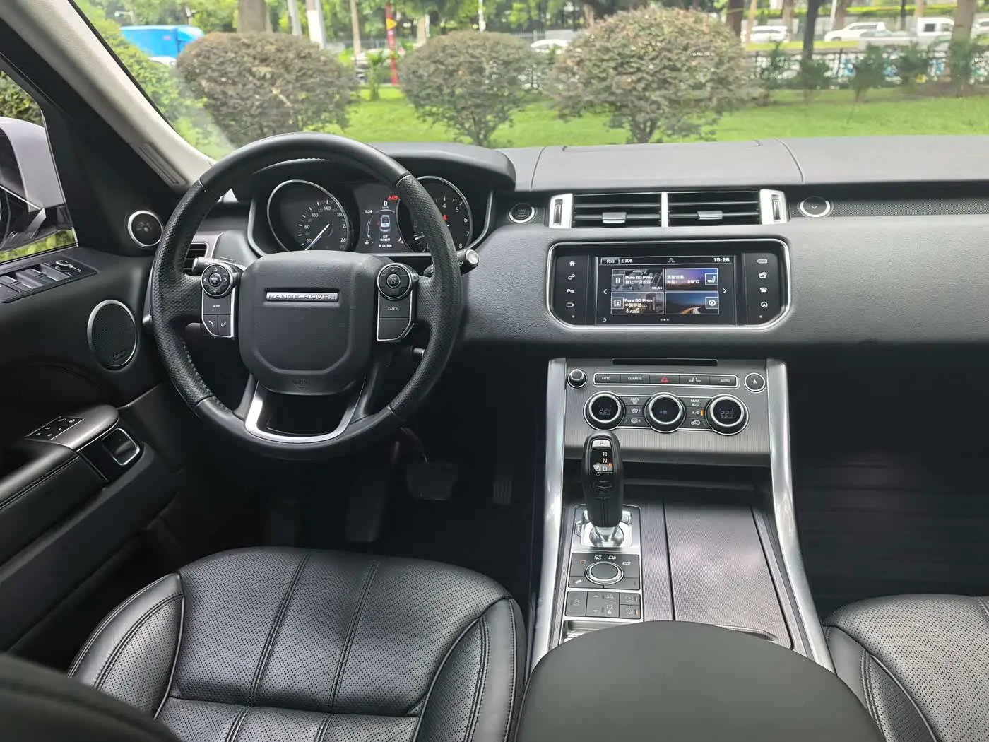 Land Rover Range Rover Sport 2017 — Photo 9/20
