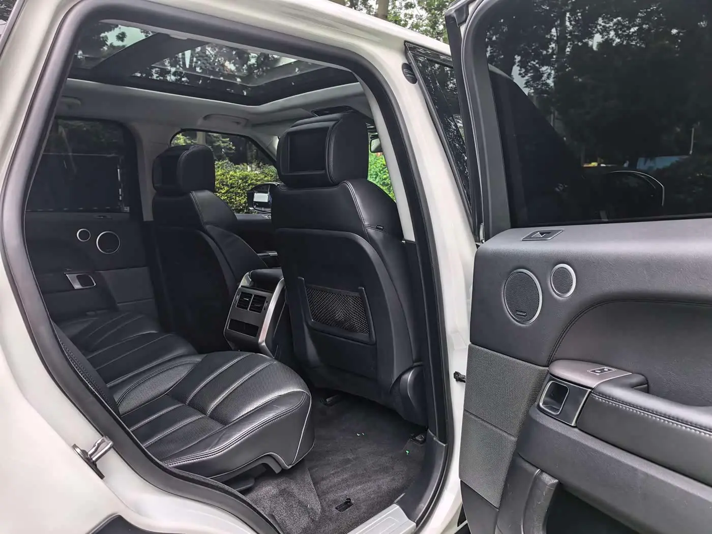 Land Rover Range Rover Sport 2017 — Photo 11/20