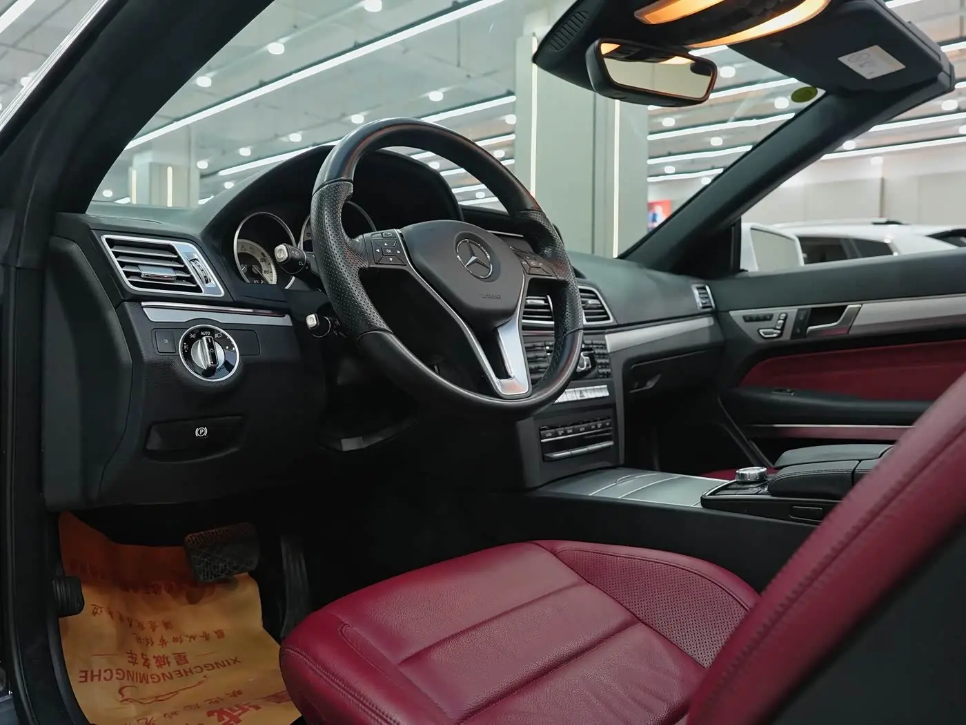 Mercedes-Benz E-Class 2016 — Photo 18/20