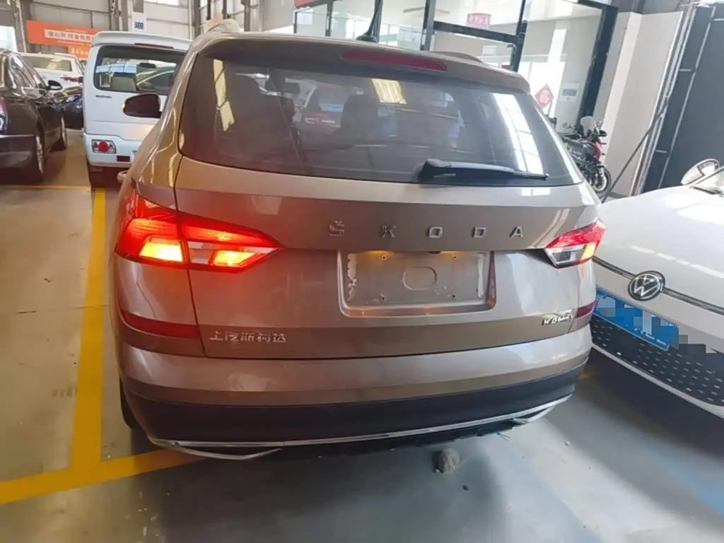 Škoda Kamiq 2023 — Şəkil 6/20