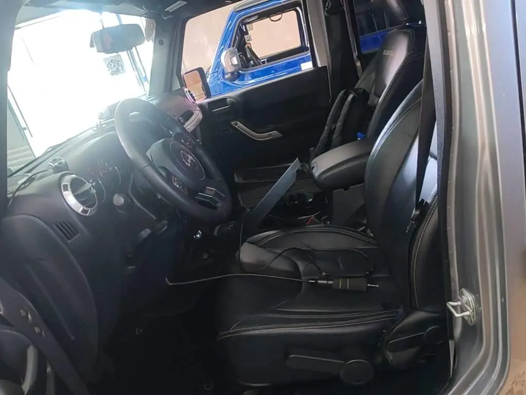 Jeep Wrangler 2017 — Photo 15/20