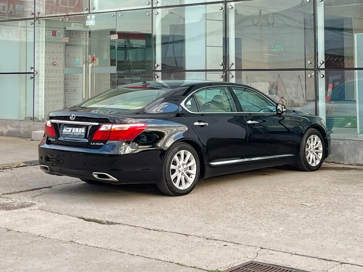 Lexus LS 2010 — Şəkil 4/20