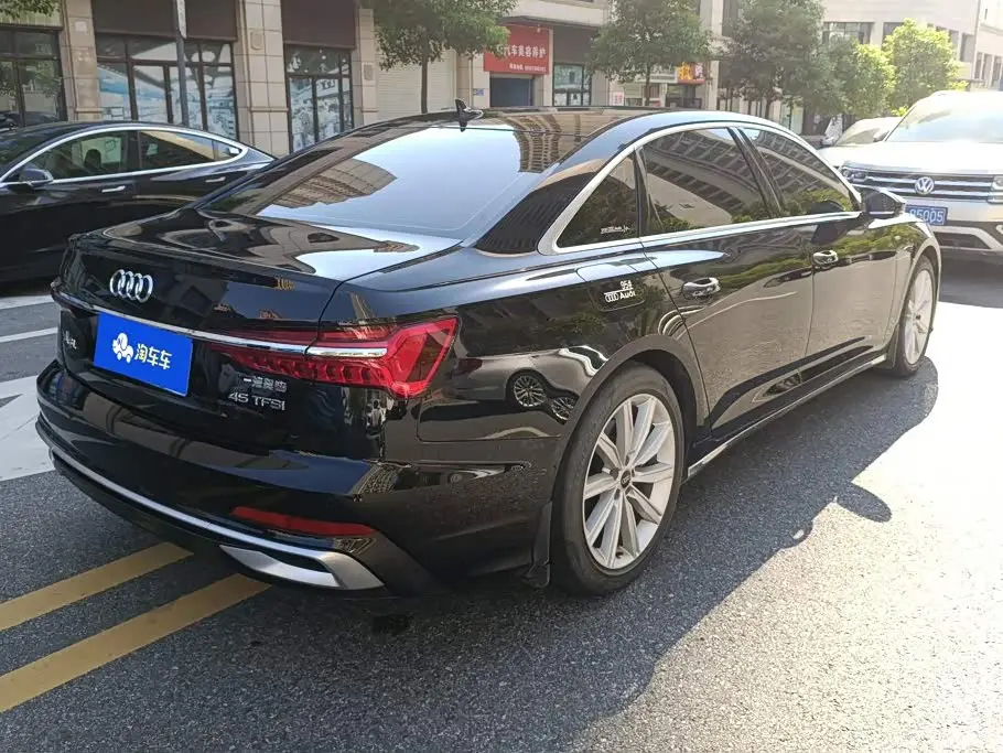 Audi A6L 2023 — Фото 3/16