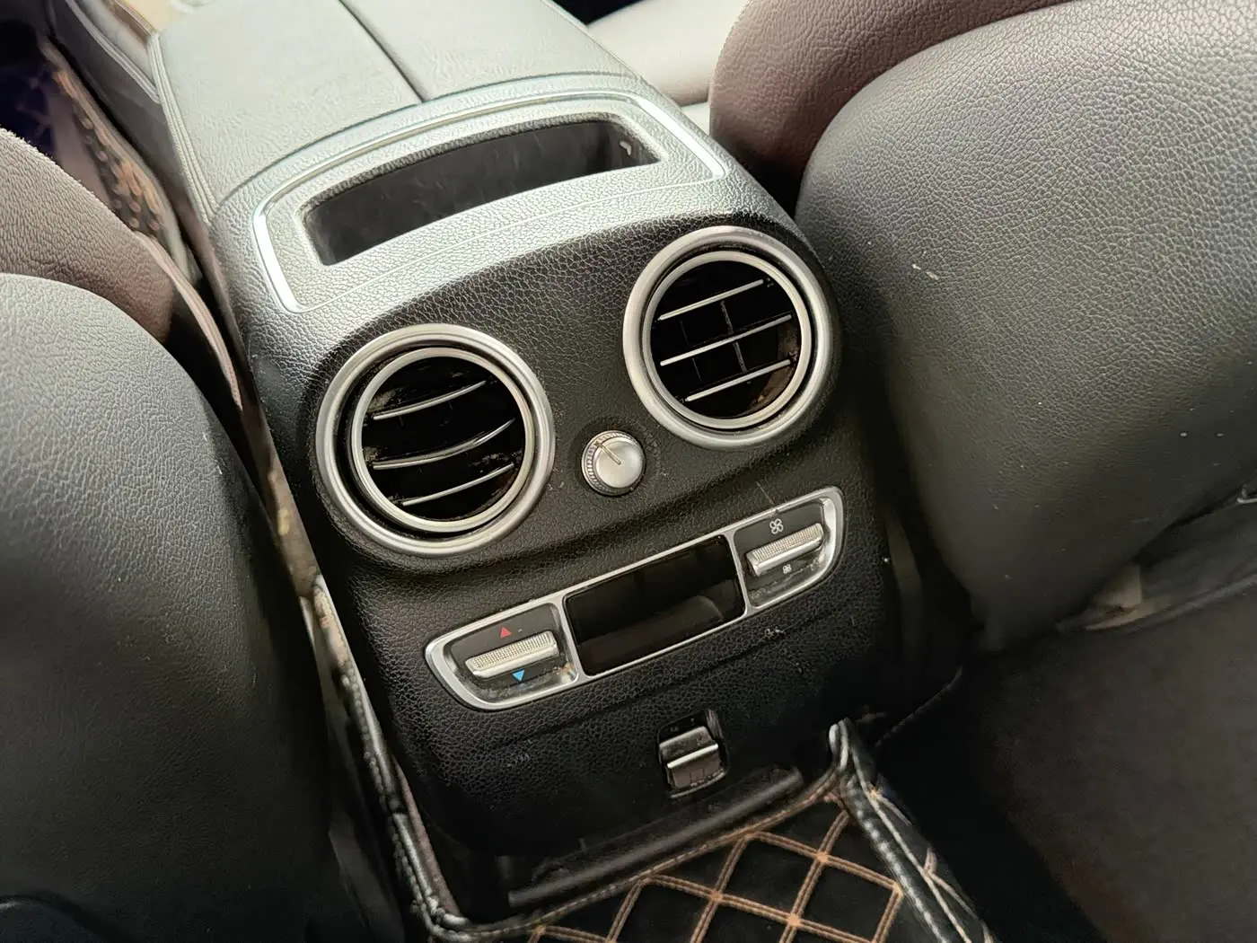 Mercedes-Benz GLC 2020 — Фото 12/18
