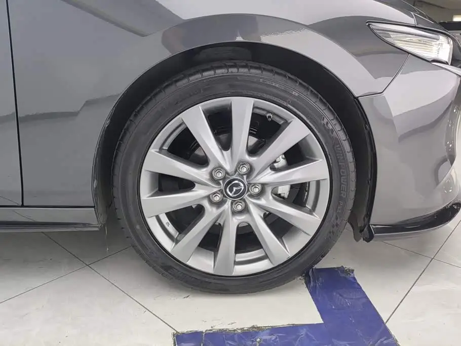 Mazda Mazda3 Axela 2024 — Şəkil 6/16