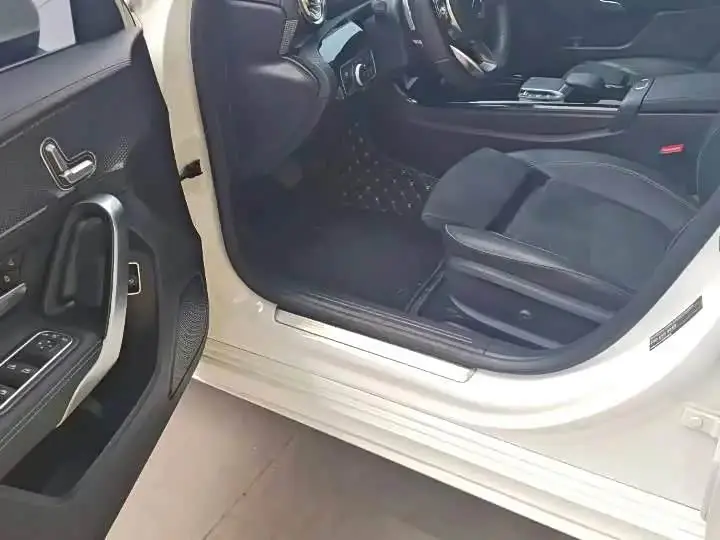 Mercedes-Benz A-Class 2023 — Фото 14/14