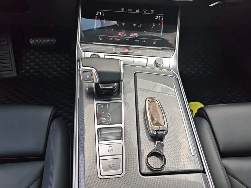 Audi A7 2022 — Şəkil 14/20