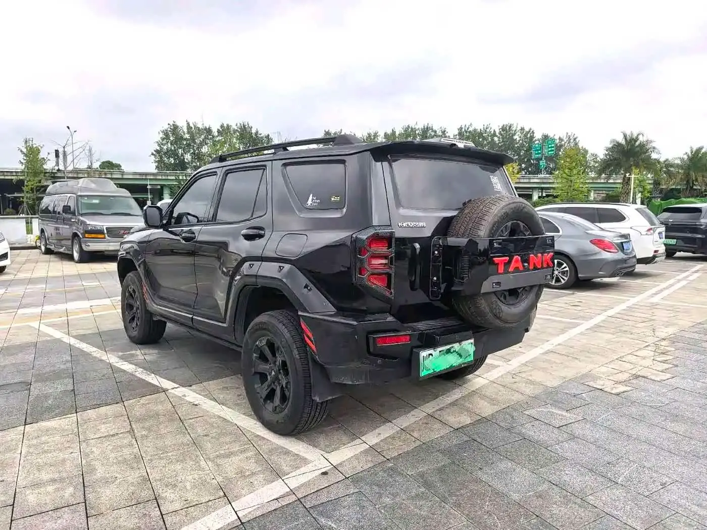 Tank 400 New Energy 2024 — Photo 6/7