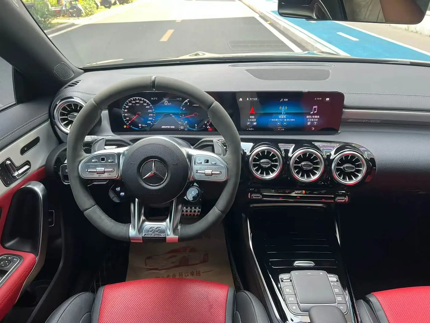 Mercedes-Benz CLA AMG 2023 — Фото 8/9
