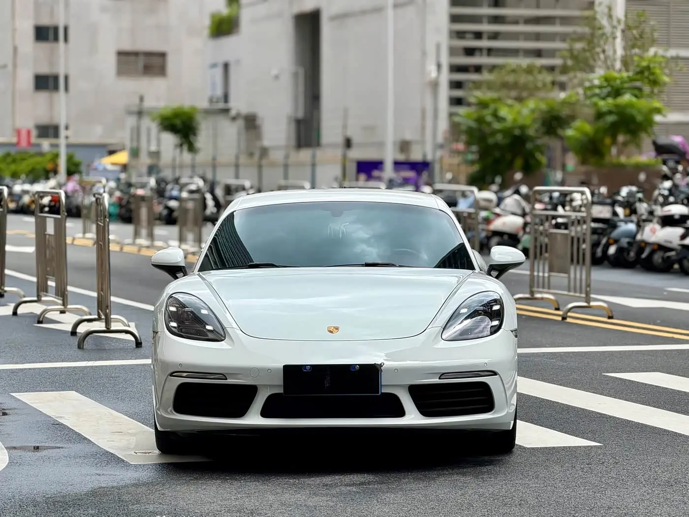 Porsche 718 2020 — Photo 2/13