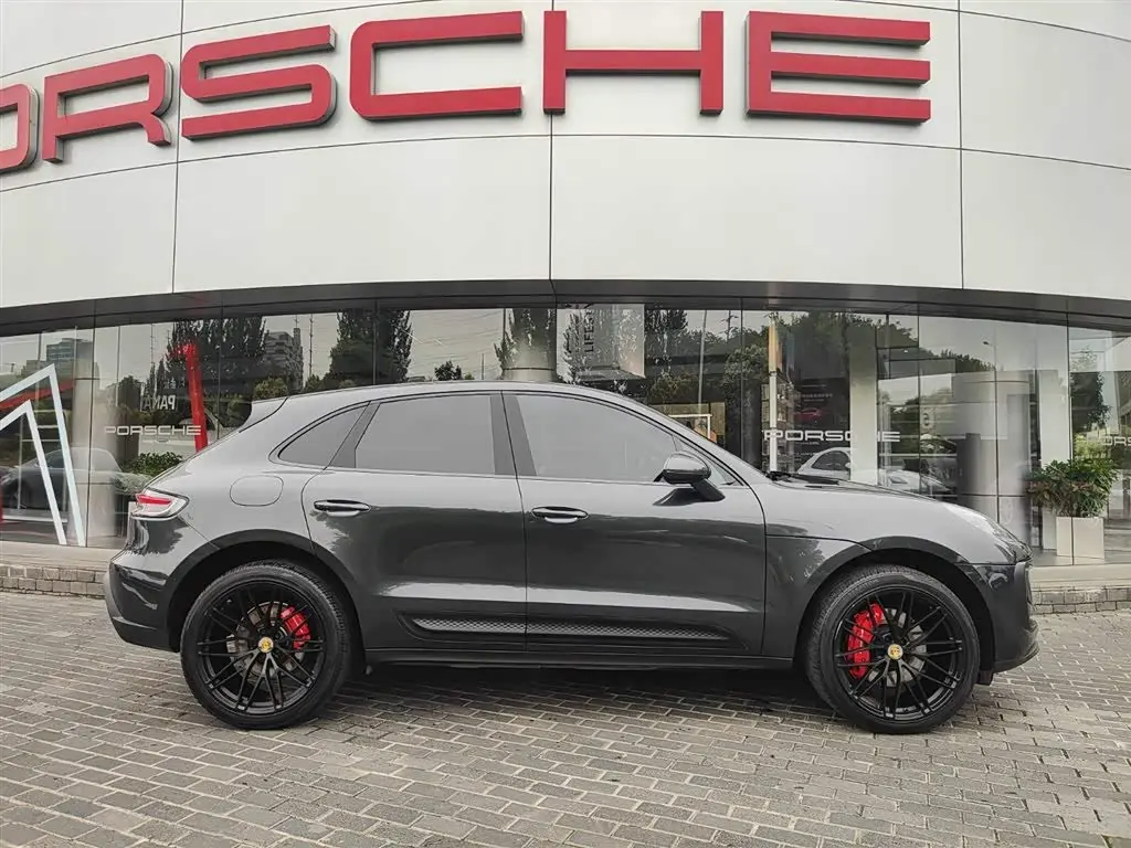 Porsche Macan 2024 — Photo 15/20