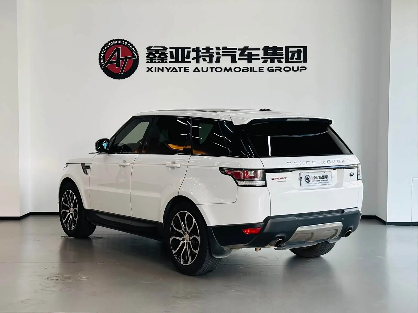 Land Rover Range Rover Sport 2014 — Photo 4/20