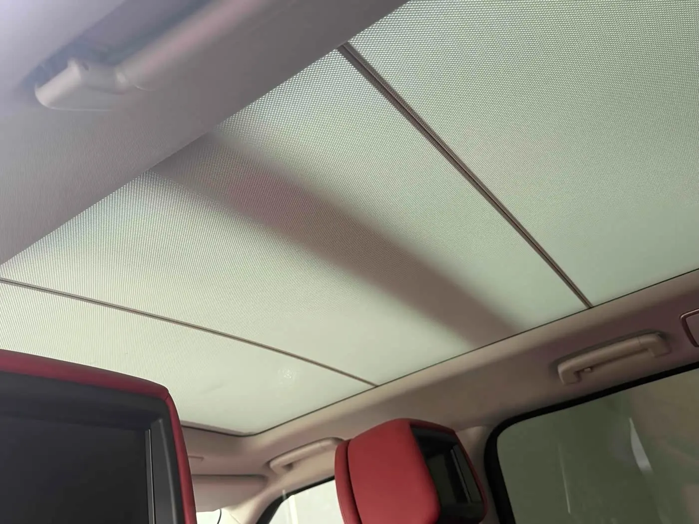 Land Rover Range Rover Sport 2021 — Photo 19/20