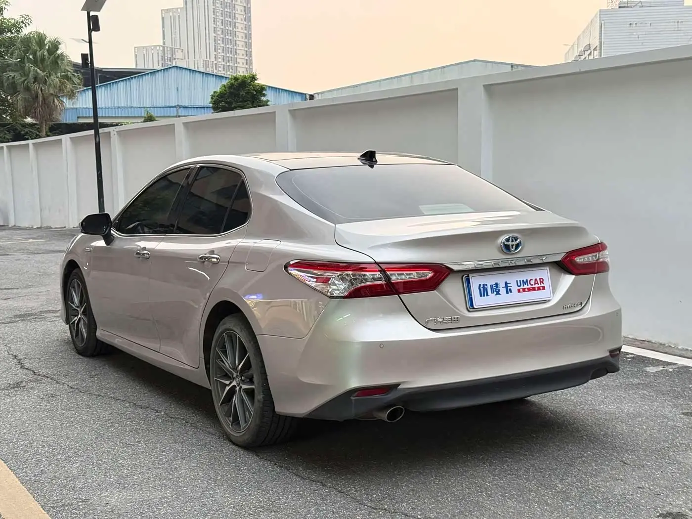 Toyota Camry 2021 — Şəkil 4/18