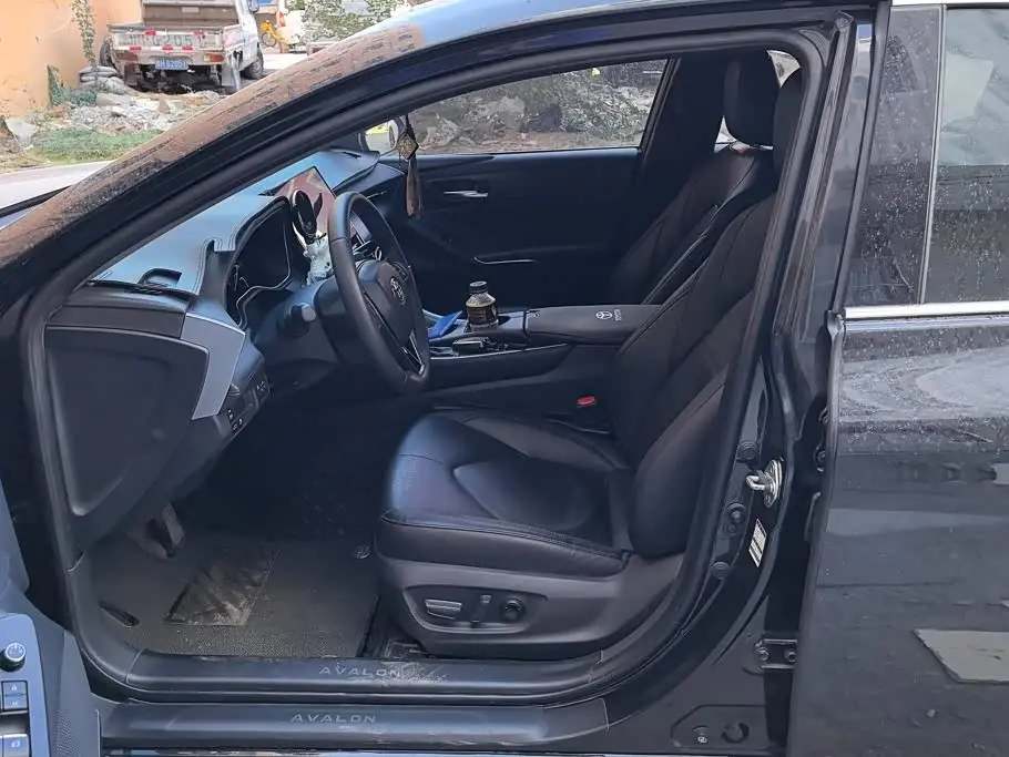 Toyota Avalon 2023 — Şəkil 9/16