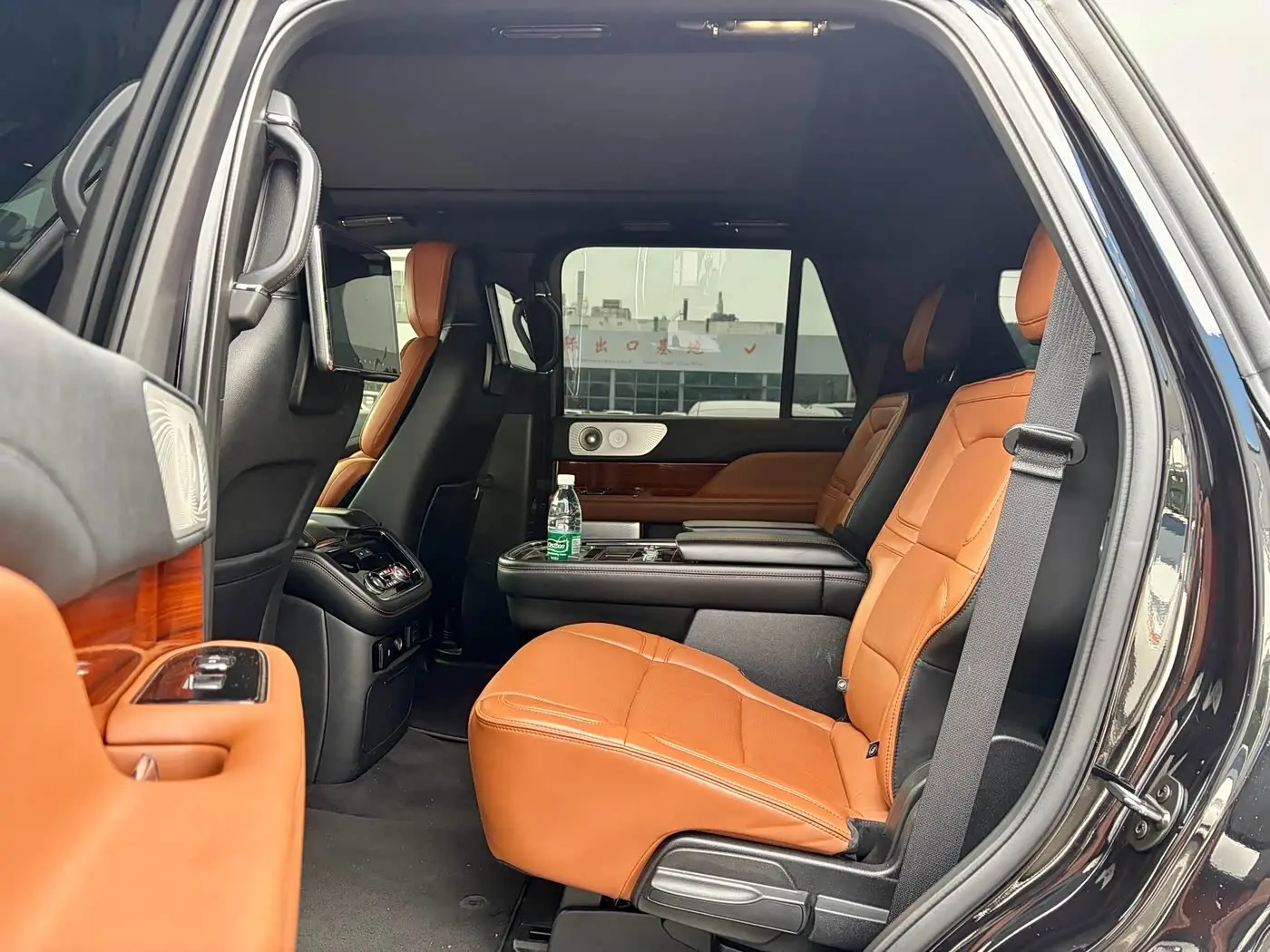 Lincoln Navigator 2019 — Şəkil 5/9
