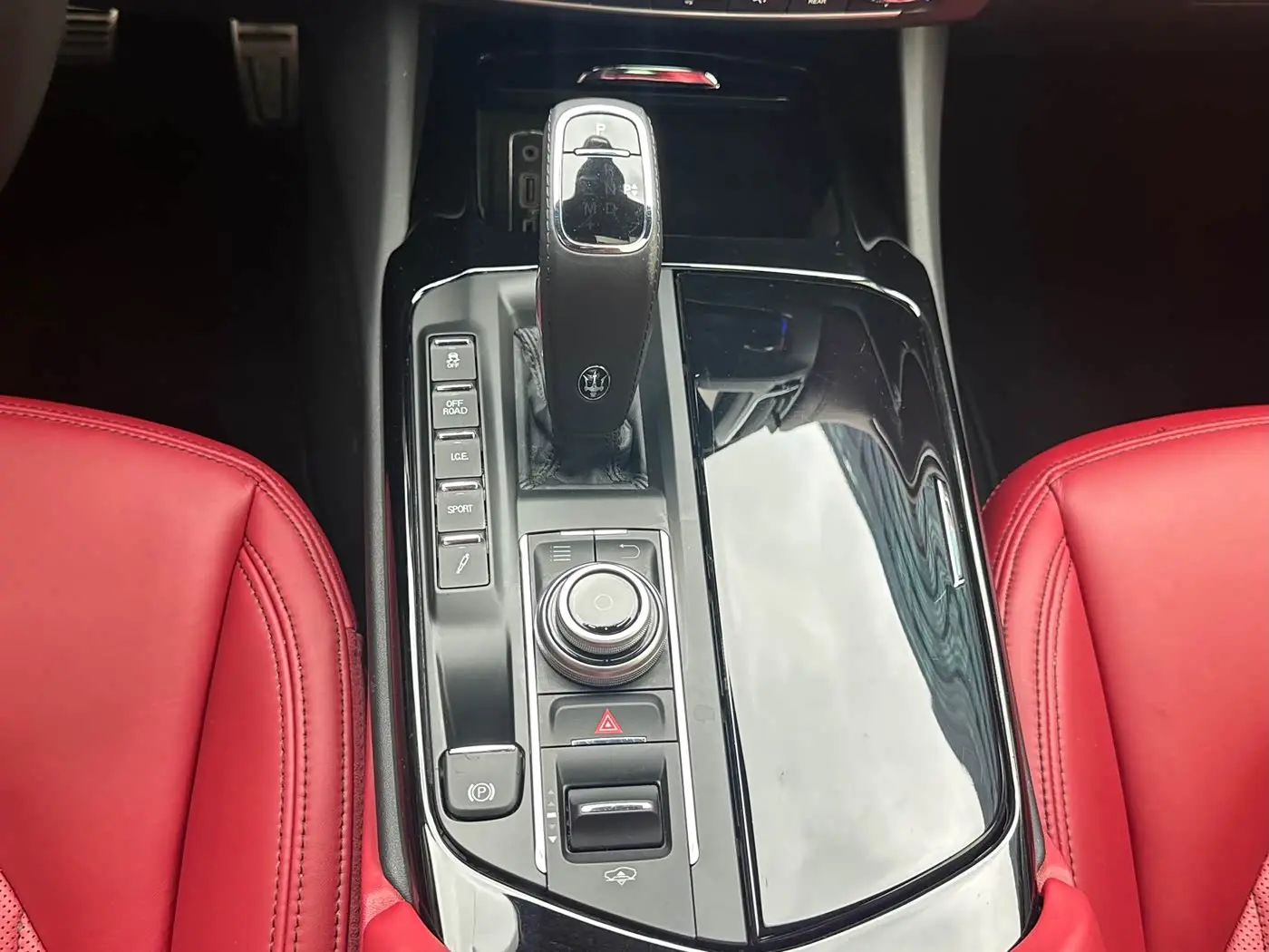 Maserati Levante 2021 — Photo 12/20