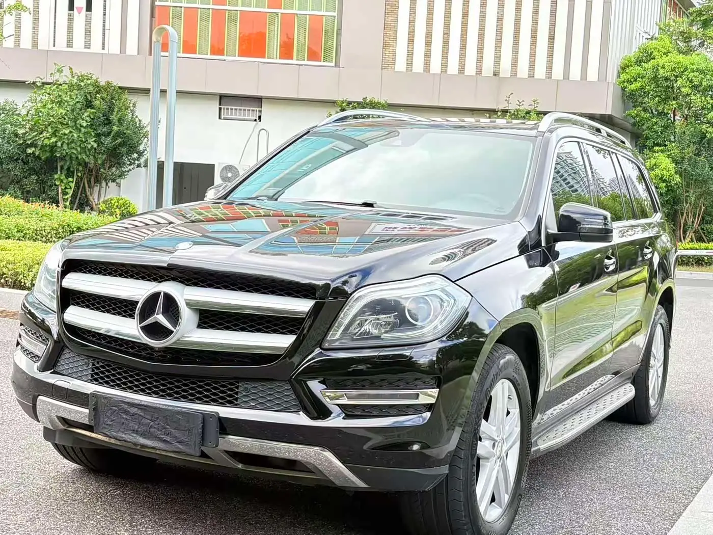 Mercedes-Benz GL-Class 2015 — Photo 1/9