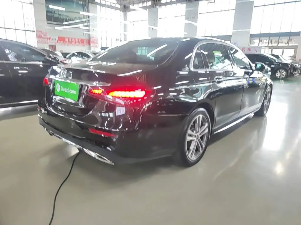 Mercedes-Benz E-Class 2023 — Şəkil 7/20
