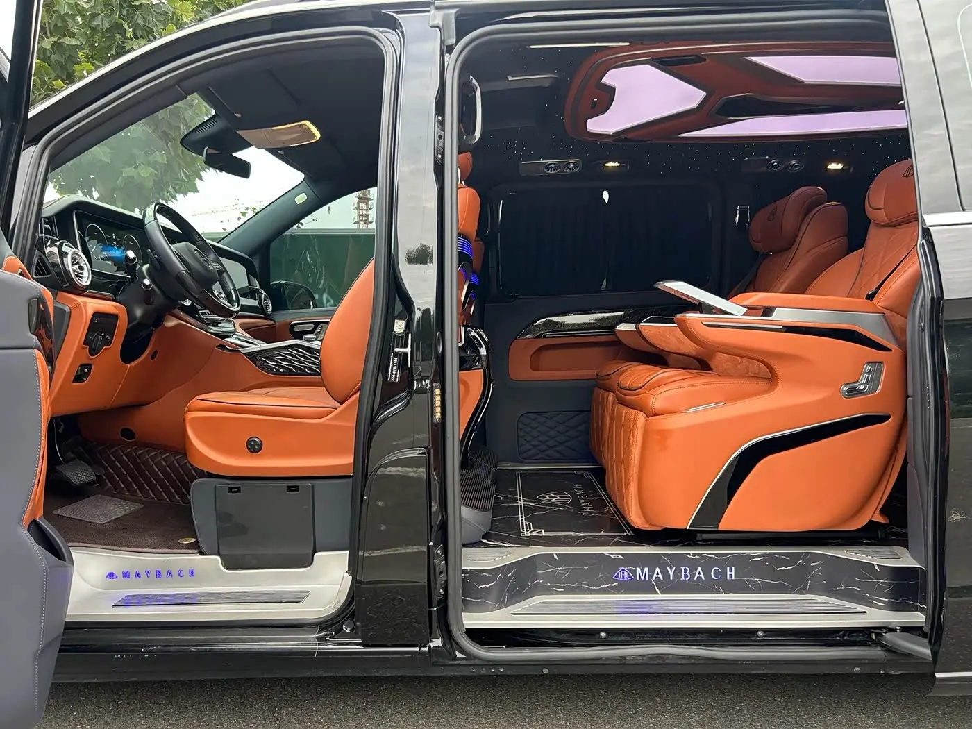 Mercedes-Benz Vito 2023 — Photo 10/20
