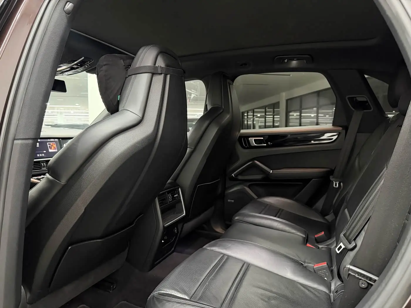 Porsche Cayenne 2018 — Şəkil 5/7