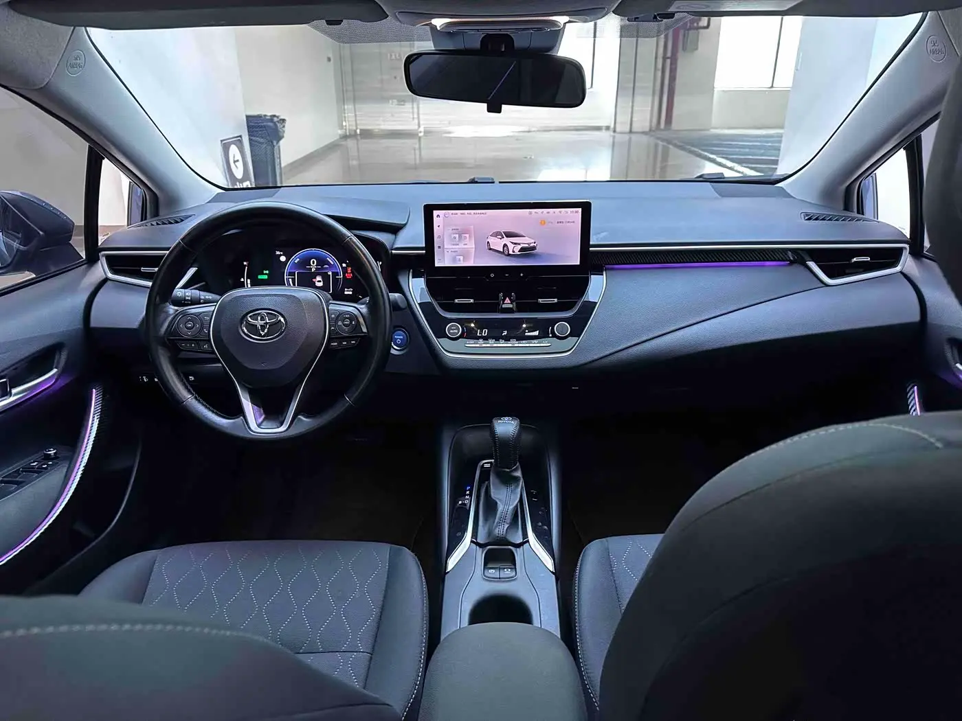 Toyota Corolla 2023 — Фото 14/19