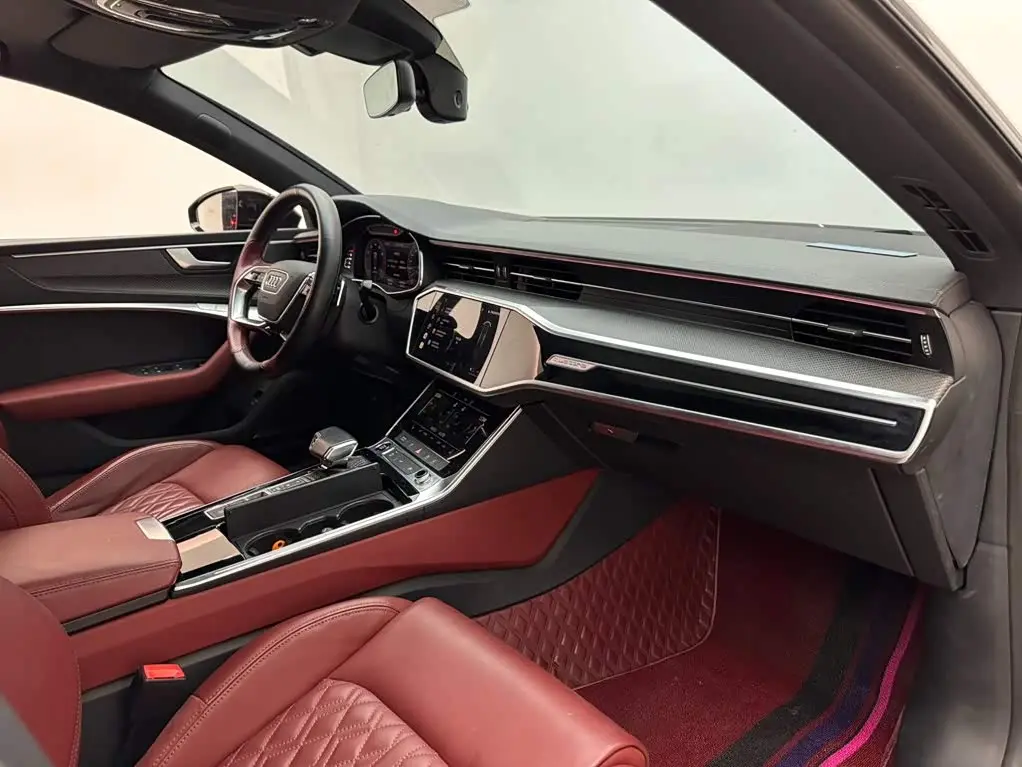 Audi A7L 2023 — Photo 11/17