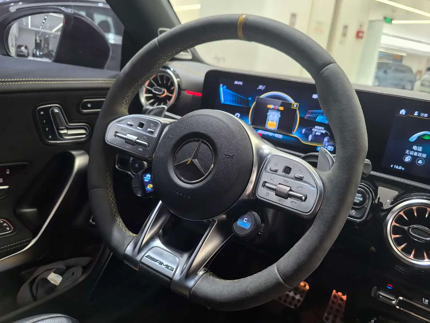 Mercedes-Benz CLA AMG 2023 — Şəkil 11/18