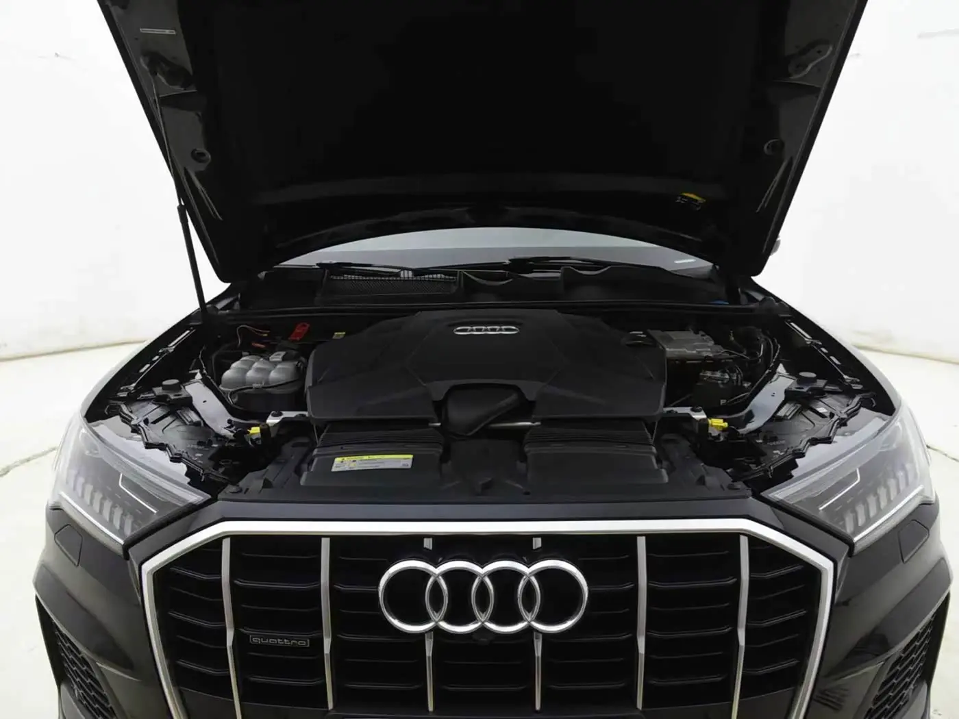 Audi Q7 2020 — Photo 12/20
