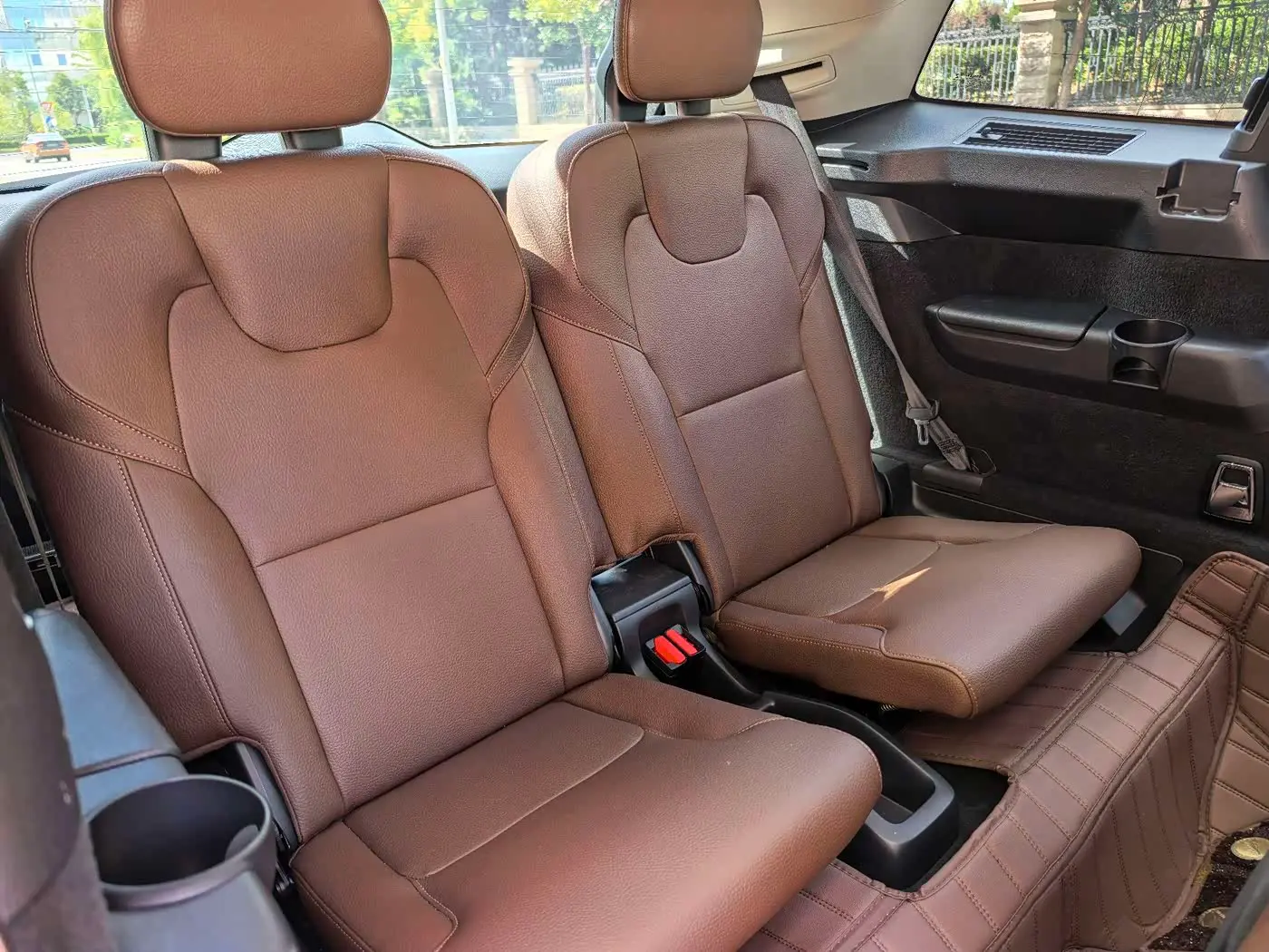 Volvo XC90 2019 — Photo 13/18
