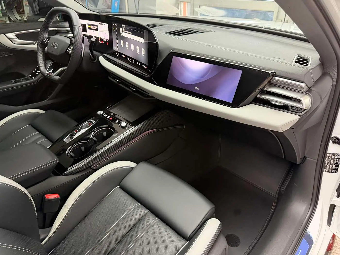 Audi A5L 2025 — Şəkil 14/20