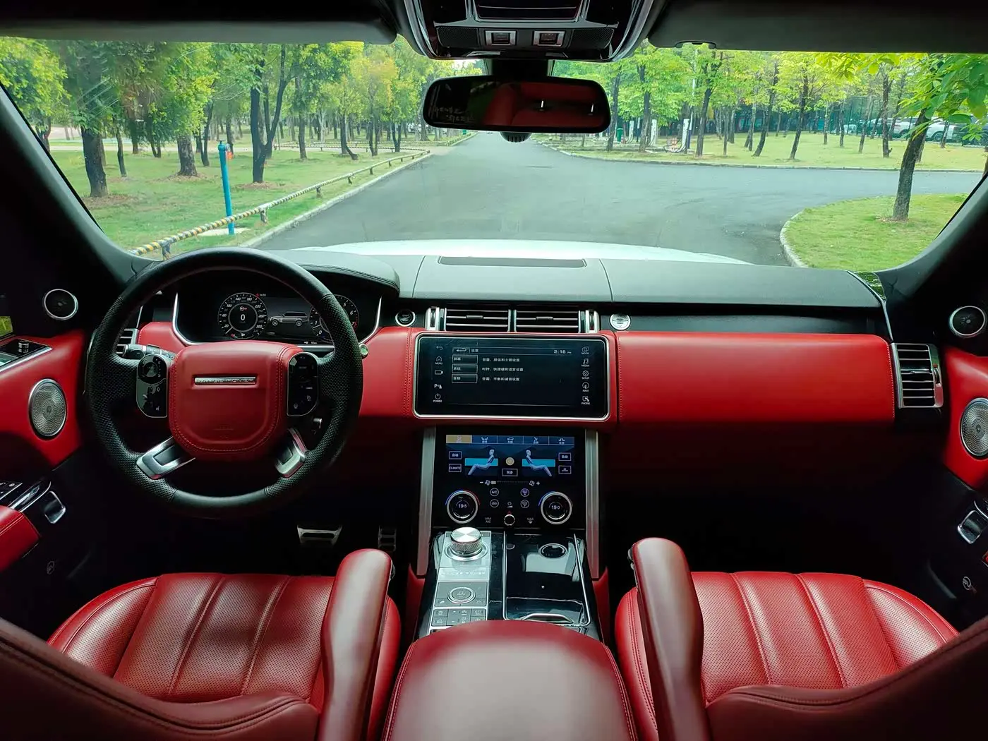 Land Rover Range Rover 2014 — Şəkil 8/11